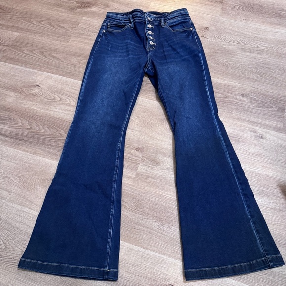 KanCan Curvy Blairen Ultra High Rise Flare Jeans Button Fly 15 31 - Picture 2 of 9